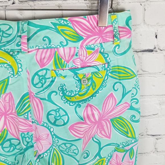 LILLY PULITZER | floral cropped stretch capri pants - Picture 4 of 8
